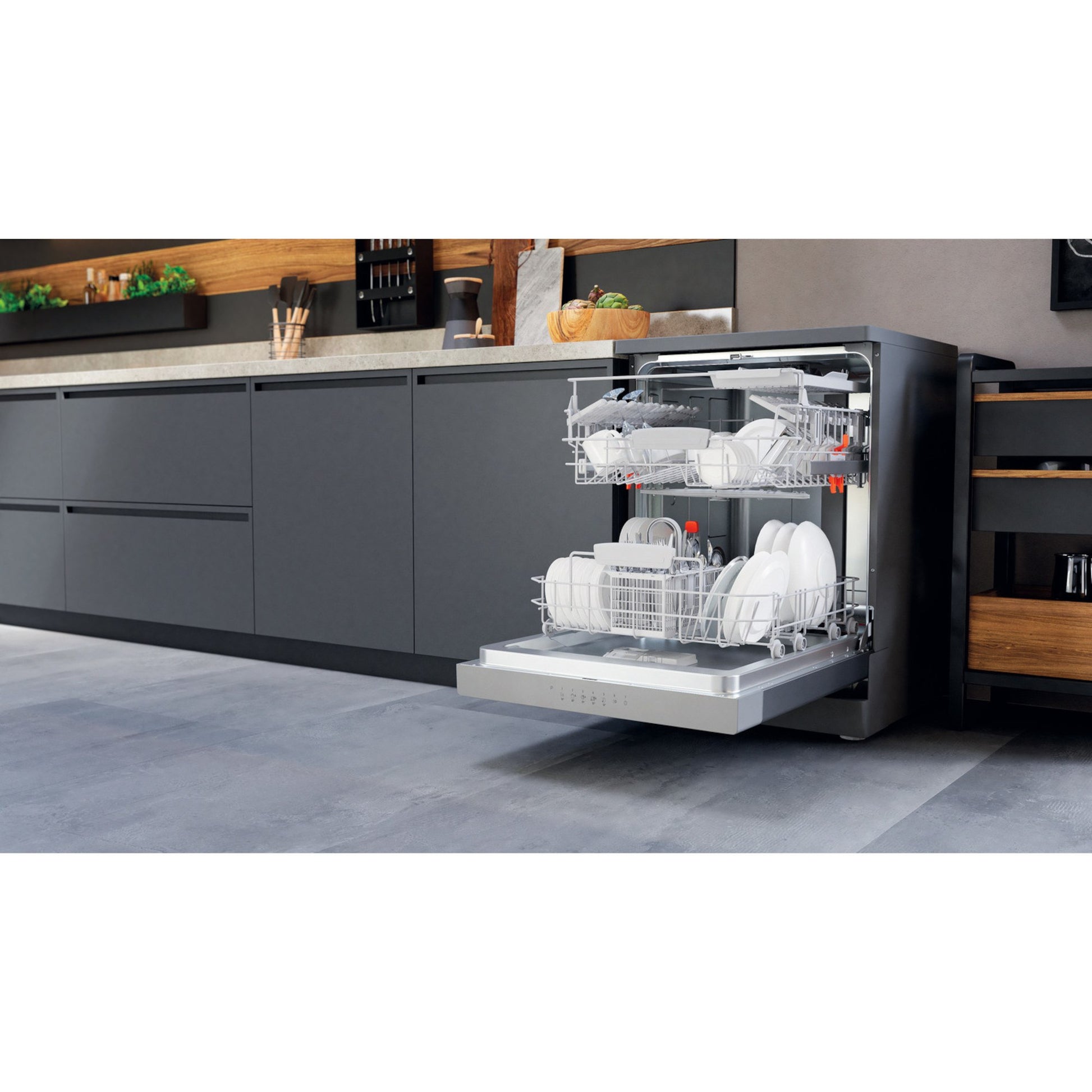 Hotpoint Freestanding Full-Sized Dishwasher - HFC 3C26 WC X UK
