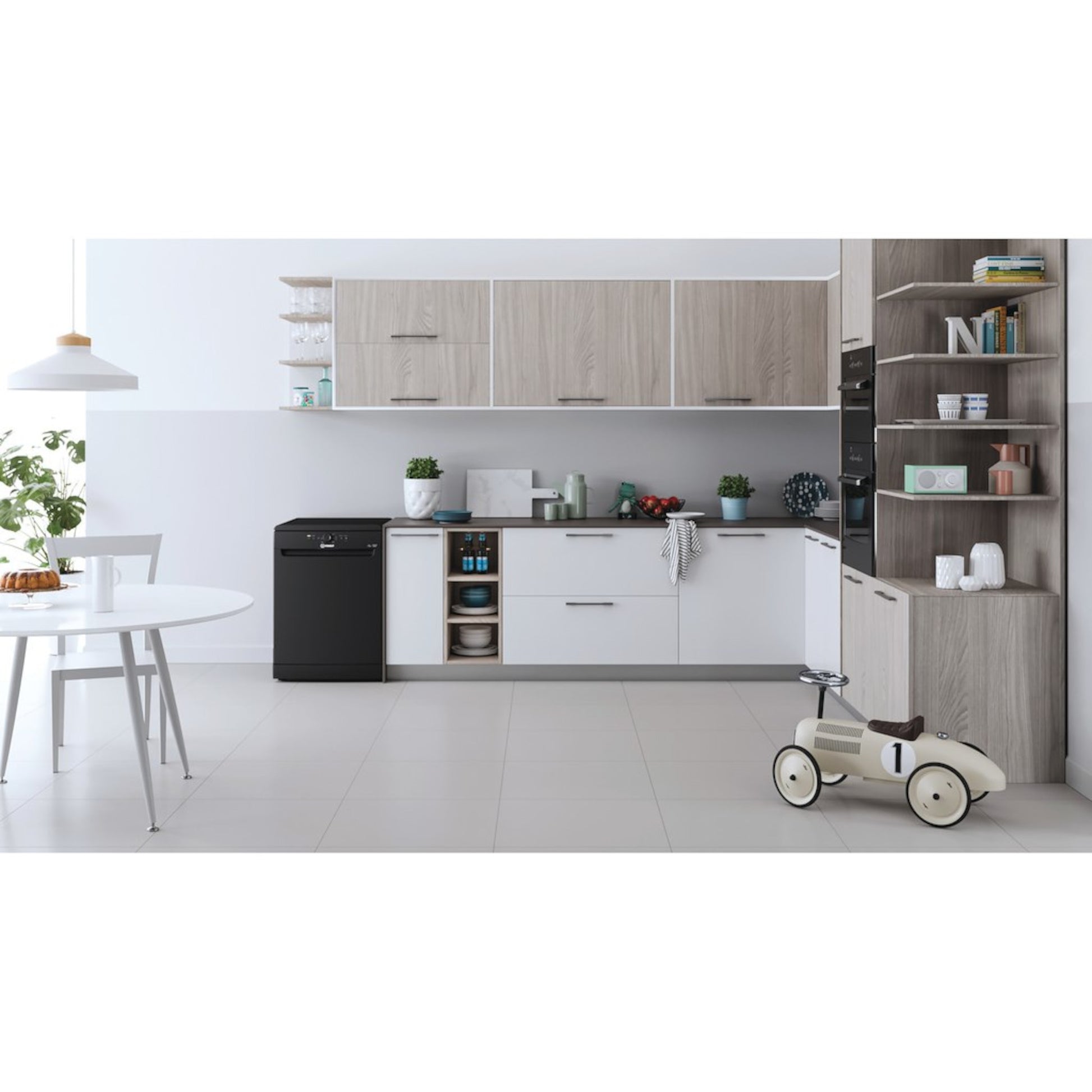 Indesit Push&Go Freestanding Full-Sized Dishwasher - D2F HK26 B UK