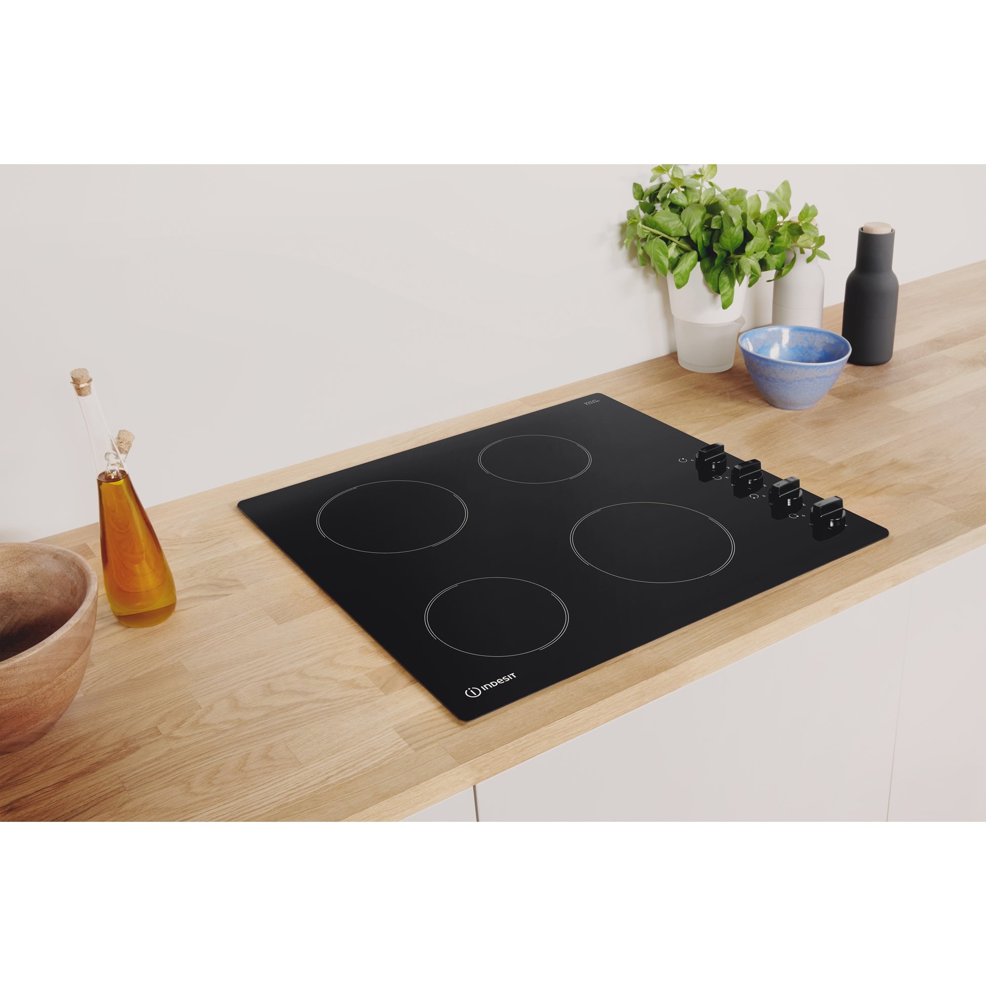 Indesit RI 860 C 60cm Built-In 4 Zone Ceramic Hob - Black
