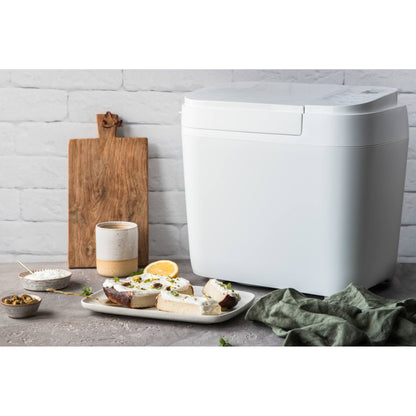 Panasonic SDR2530WXC Breadmaker with Raisin/Nut Dispenser