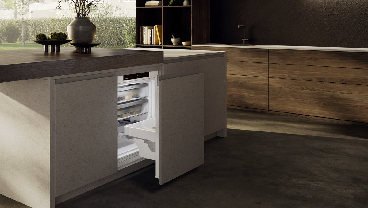 Liebherr SUFNPc365i — Integrated (Built-Under) Fridges