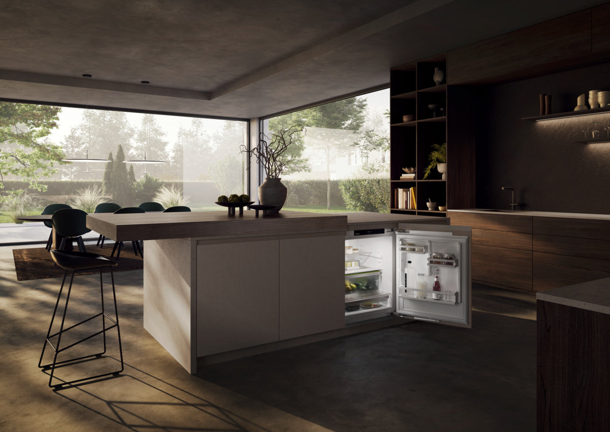 Liebherr URd365i — Integrated (Built-Under) Fridges