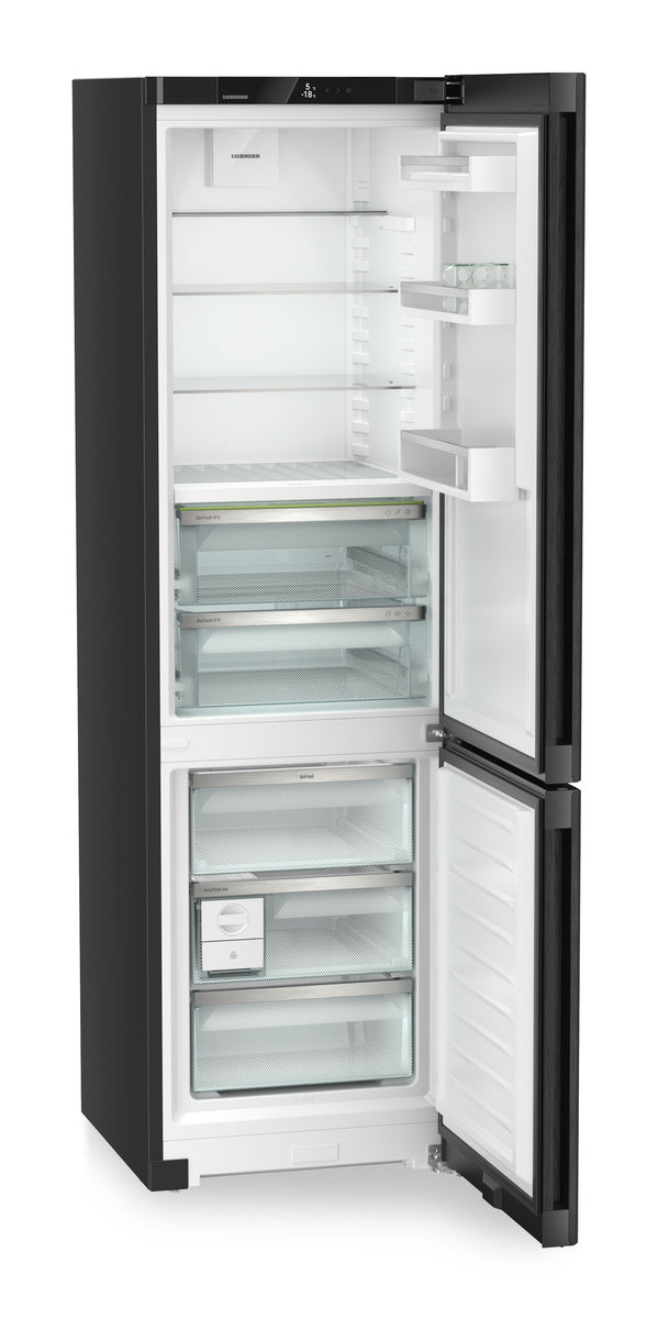 Liebherr plus BioFresh Fridge Freezer 70/30 NoFrost - Black Steel - CBNbda 572i